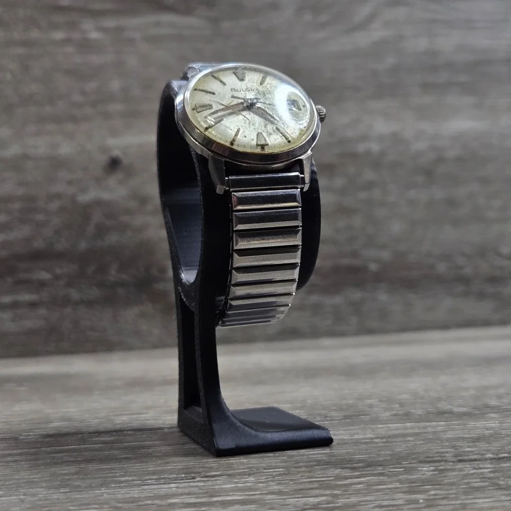 Vintage Bulova Stainless Steel Mechanical Date Watch Silver Speidel Band 60s